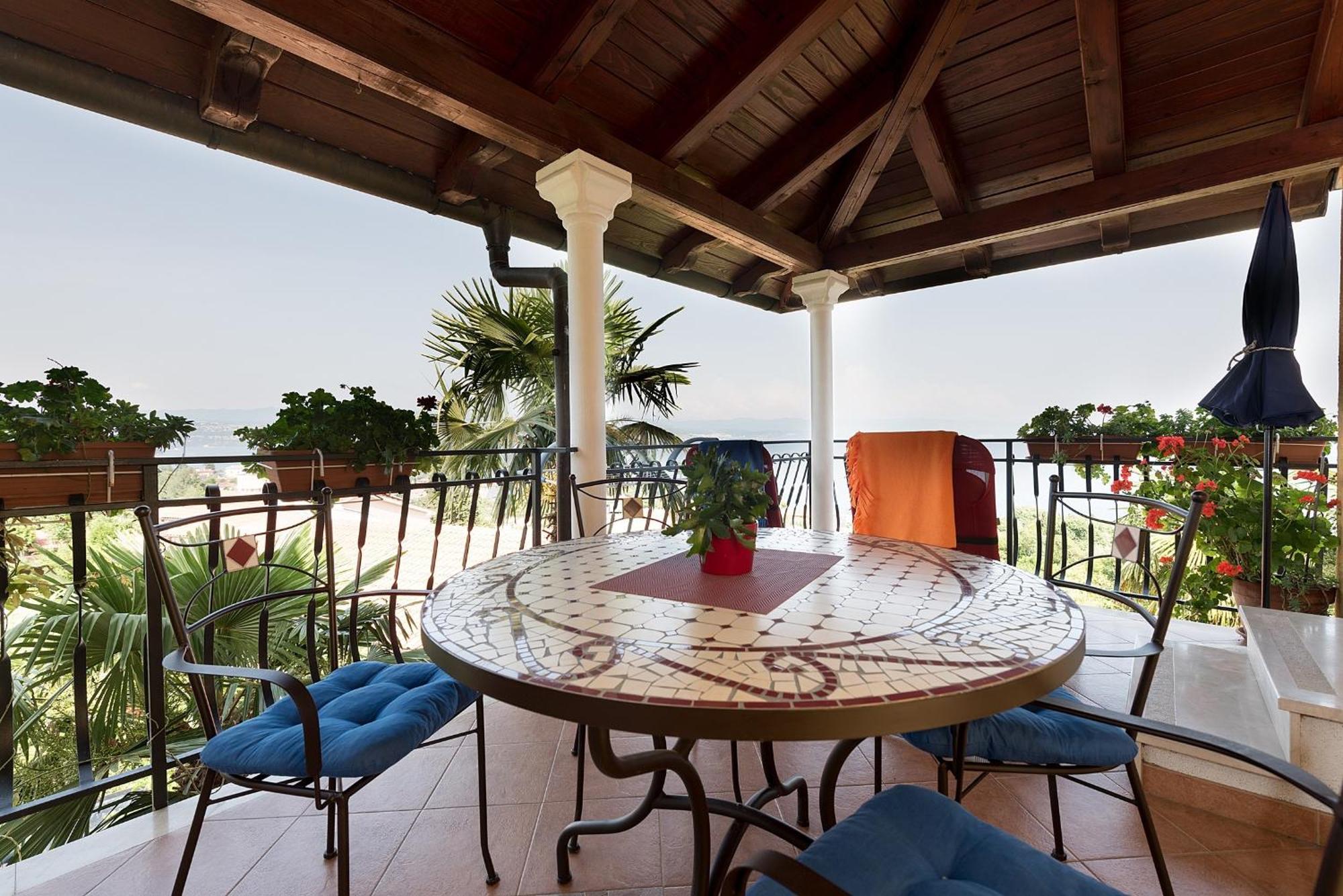 Apartments Villa Zara Lovran Rom bilde