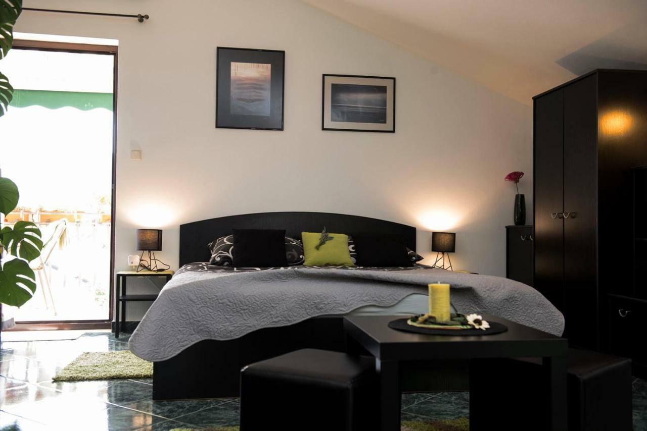 Apartments Villa Zara Lovran Eksteriør bilde